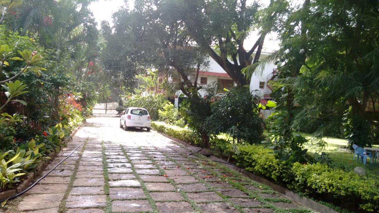 Villa Serena Bangalore Exteriör bild